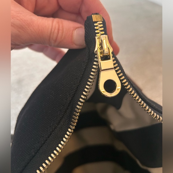 R. Riveter Otto Tote Black Canvas & Brown Leather, Made in USA, Like New. - Picture 10 of 12